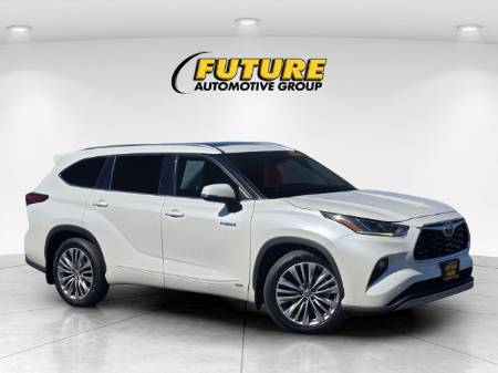 2021 Toyota Highlander Hybrid Platinum
