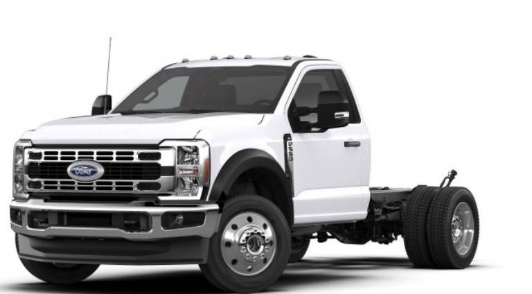 2026 Ford Super Duty F-550 DRW XLT
