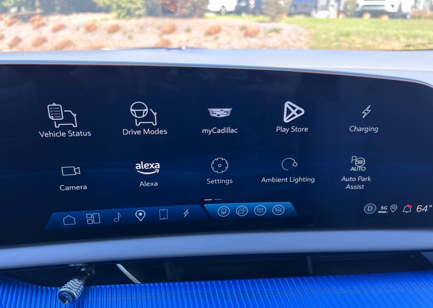 2025 Cadillac OPTIQ Luxury 1 - Photo 105