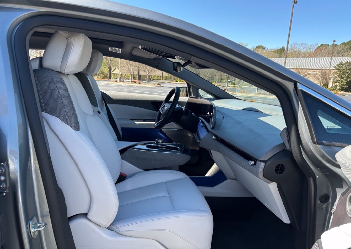2025 Cadillac OPTIQ Luxury 1 - Photo 129