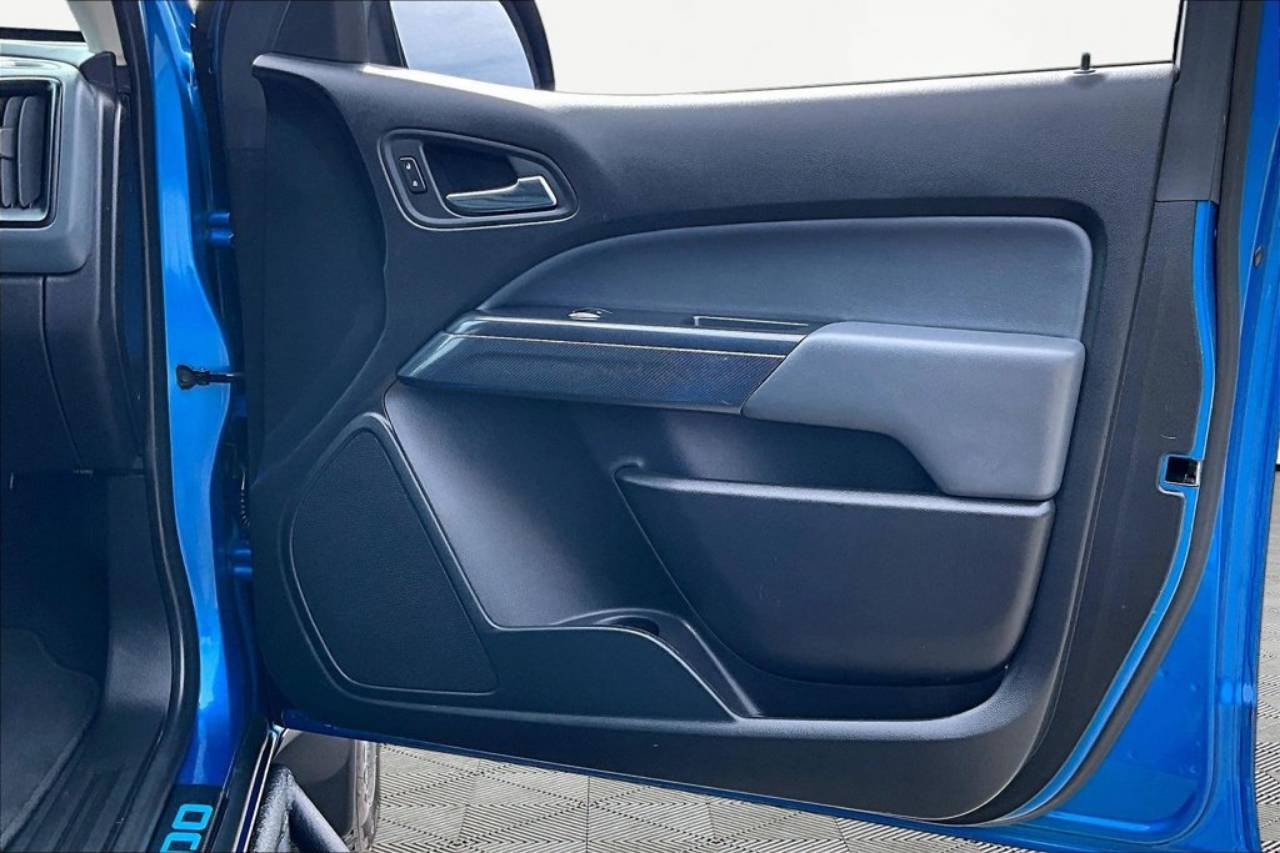 2022 Chevrolet Colorado Z71 - Photo 25