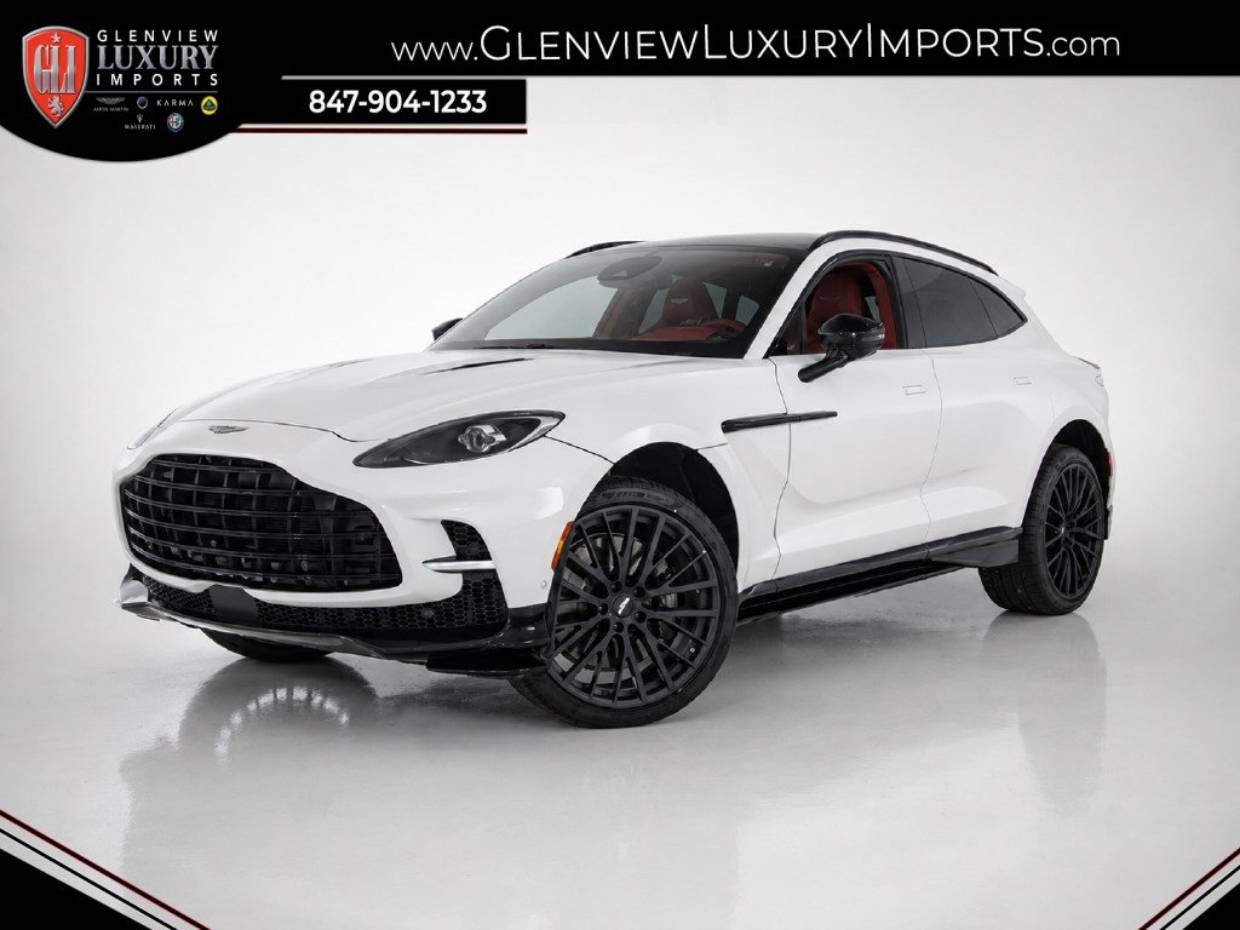 2026 Aston Martin DBX