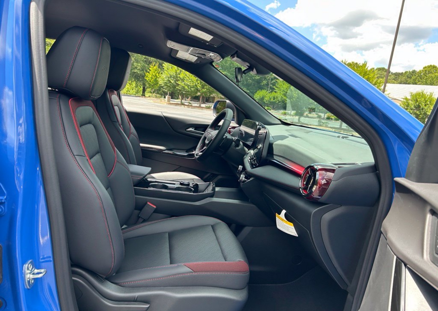 2027 Chevrolet Equinox RS - Photo 110