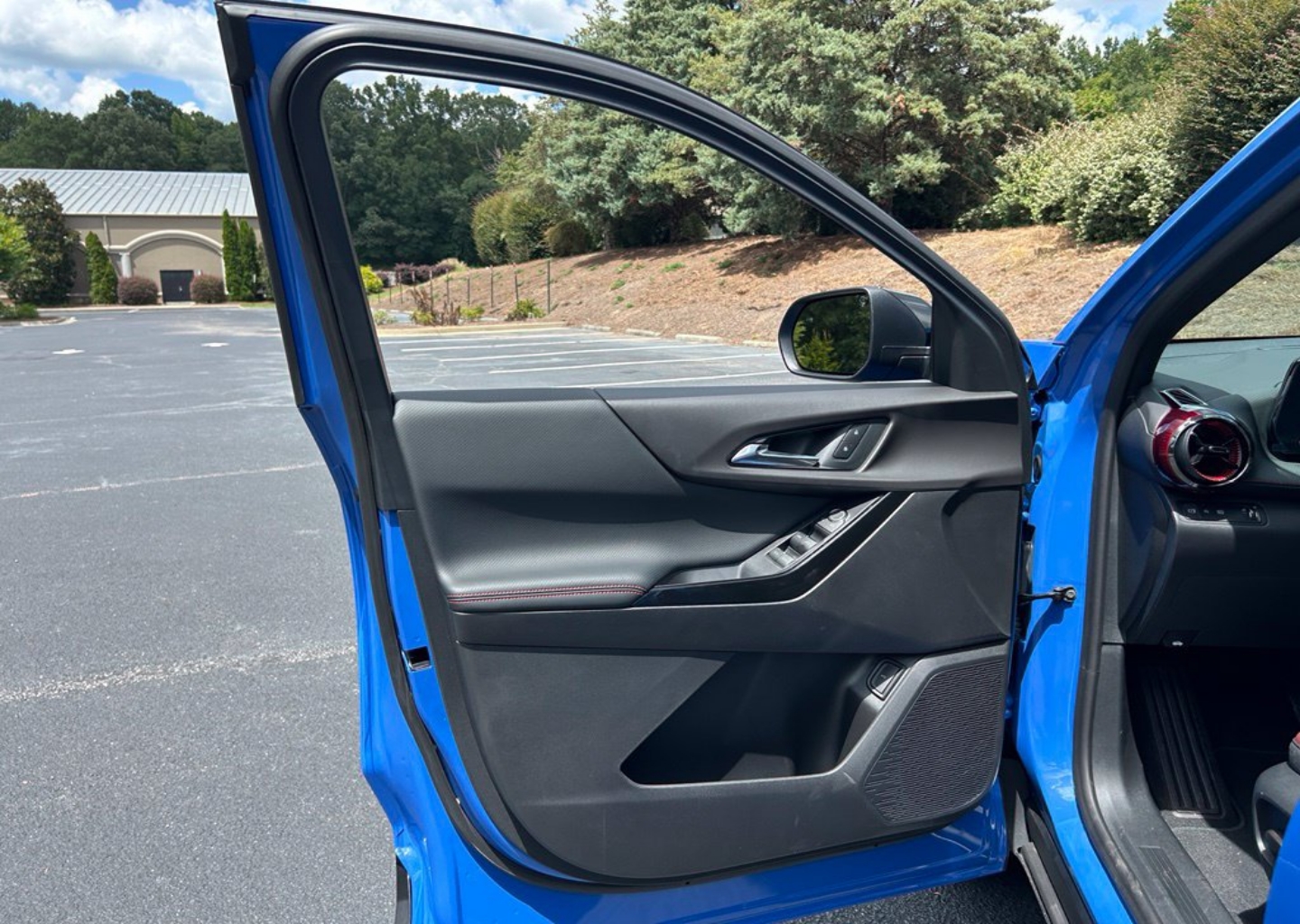 2027 Chevrolet Equinox RS - Photo 116
