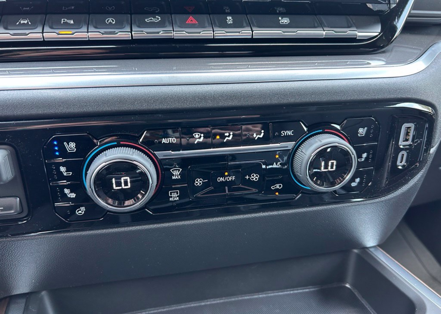 2026 Chevrolet Silverado 1500 High Country - Photo 110