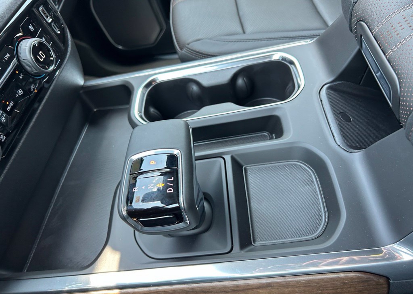 2026 Chevrolet Silverado 1500 High Country - Photo 112