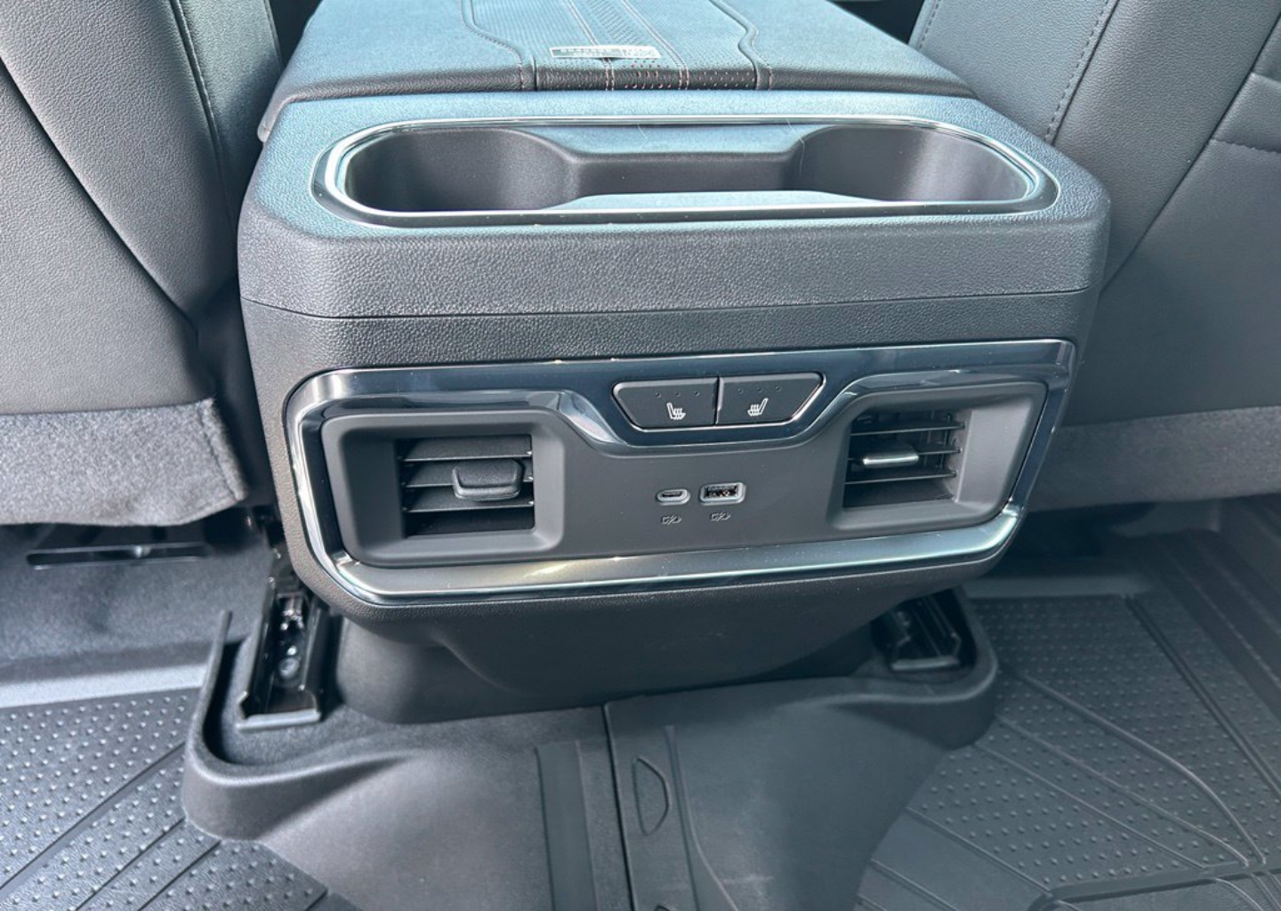 2026 Chevrolet Silverado 1500 High Country - Photo 121
