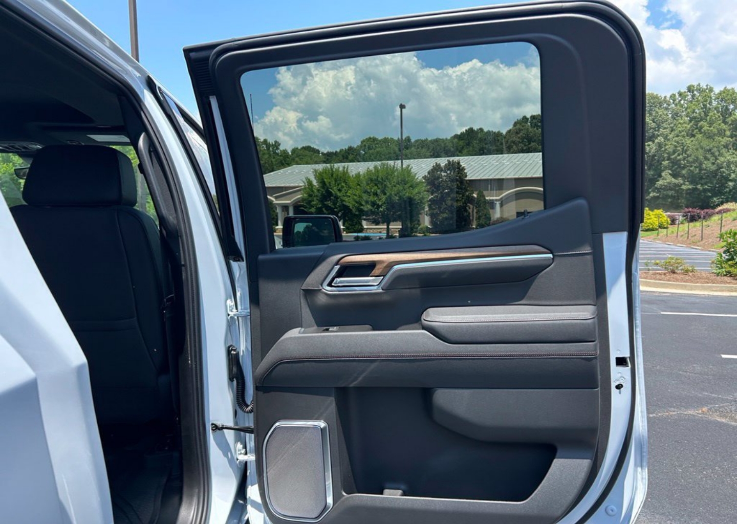 2026 Chevrolet Silverado 1500 High Country - Photo 133