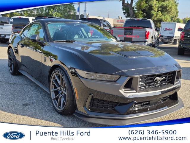 2026 Ford Mustang Dark Horse