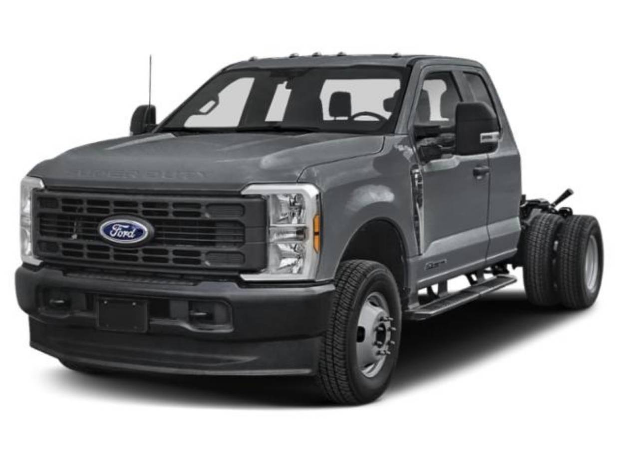 2027 Ford F-350 Super Duty Chassis Cab XL