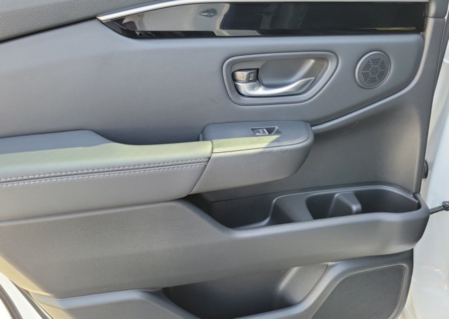 2024 Honda Pilot EX-L - Photo 15