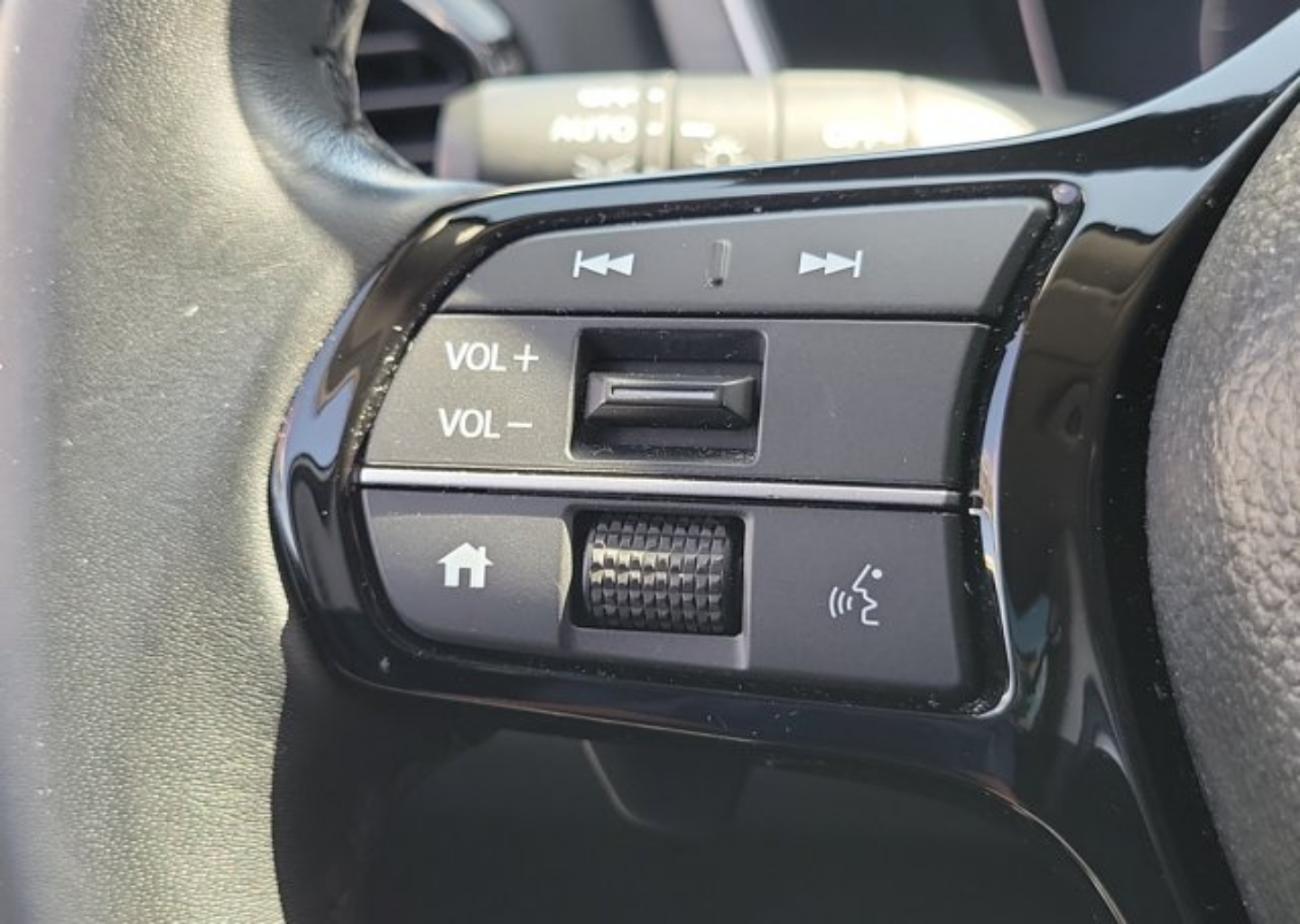 2024 Honda Pilot EX-L - Photo 24