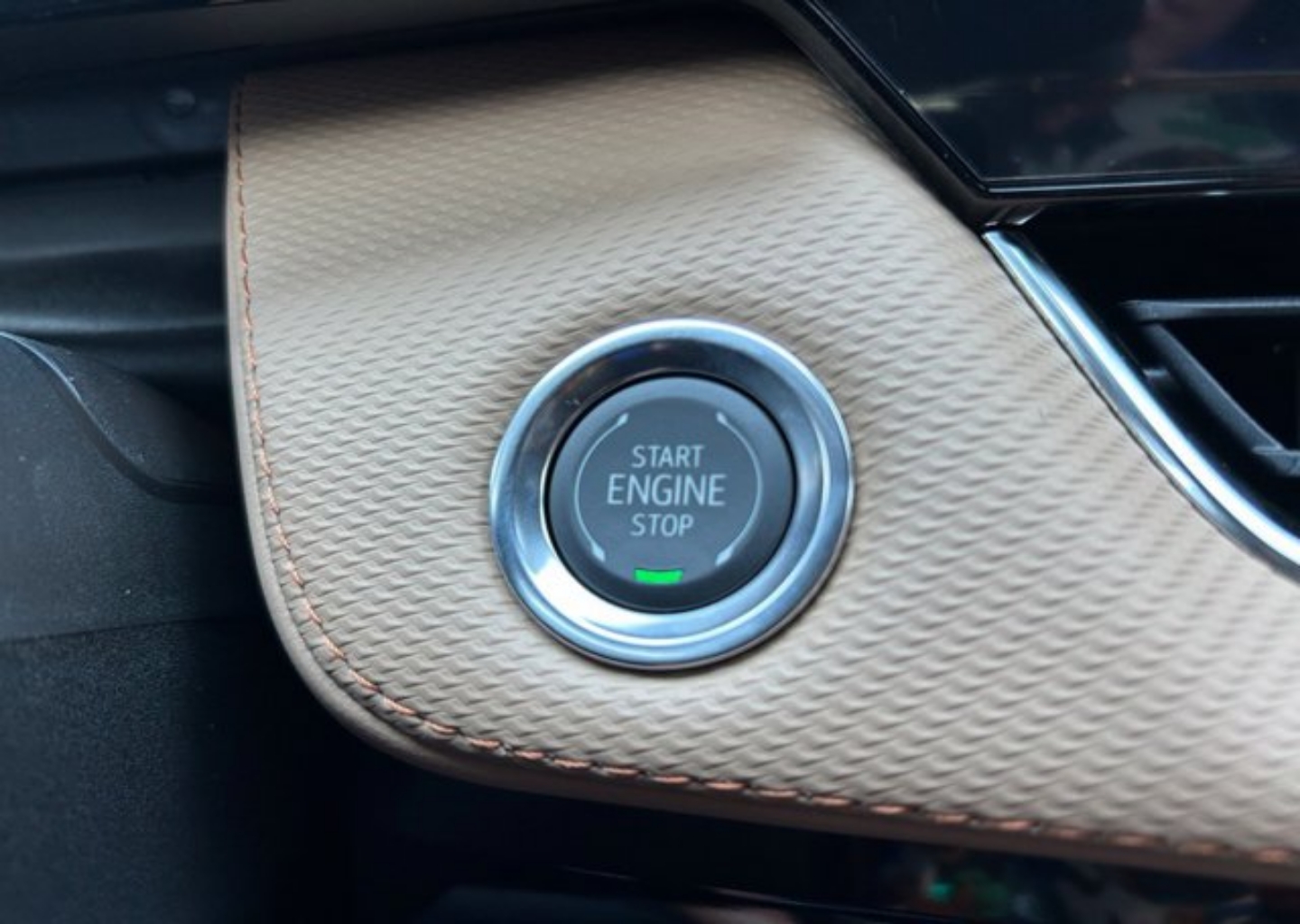 2027 Chevrolet Equinox ACTIV - Photo 26
