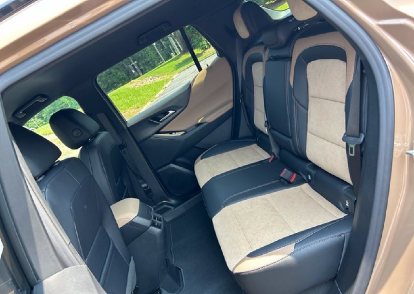 2027 Chevrolet Equinox ACTIV - Photo 38