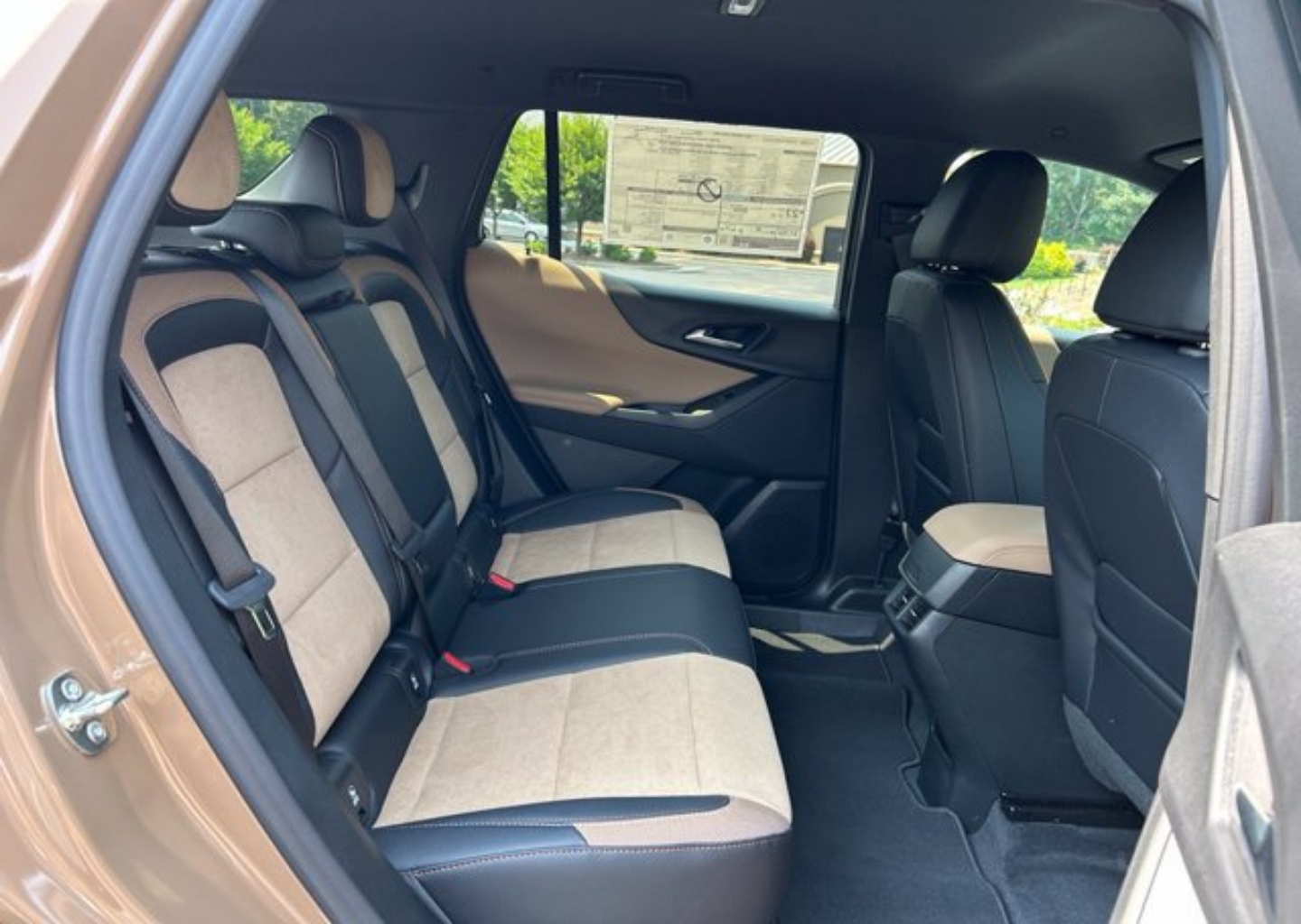 2027 Chevrolet Equinox ACTIV - Photo 43
