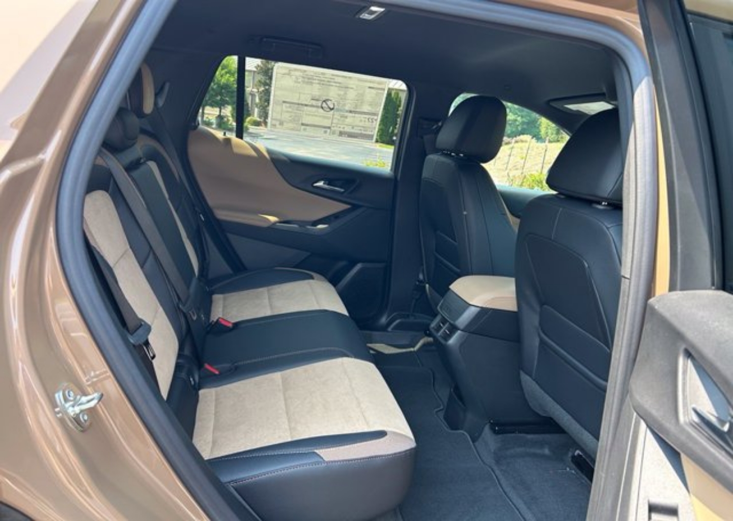 2027 Chevrolet Equinox ACTIV - Photo 44
