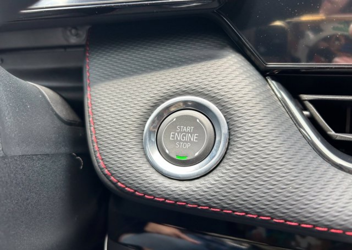 2027 Chevrolet Equinox RS - Photo 26
