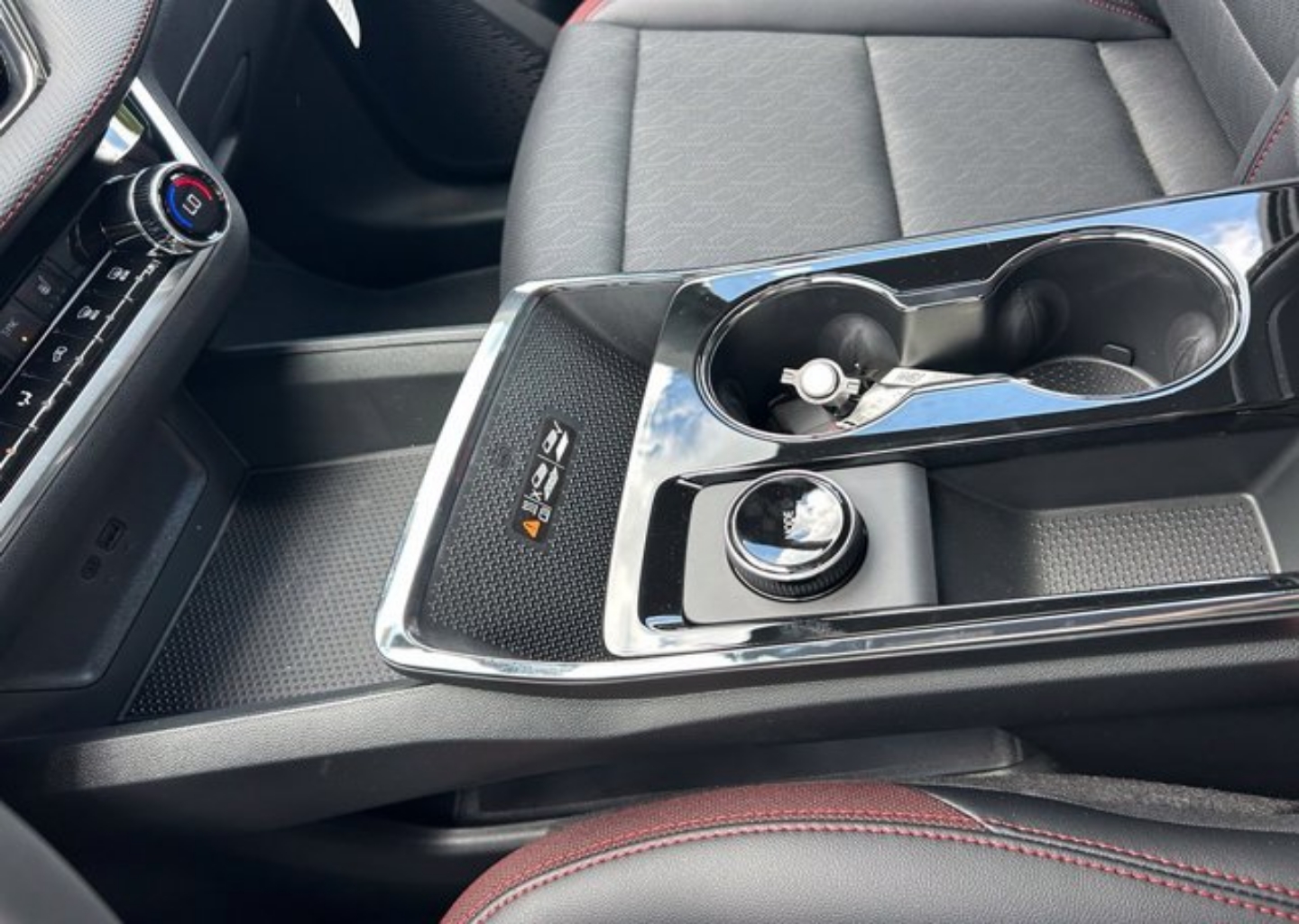 2027 Chevrolet Equinox RS - Photo 34