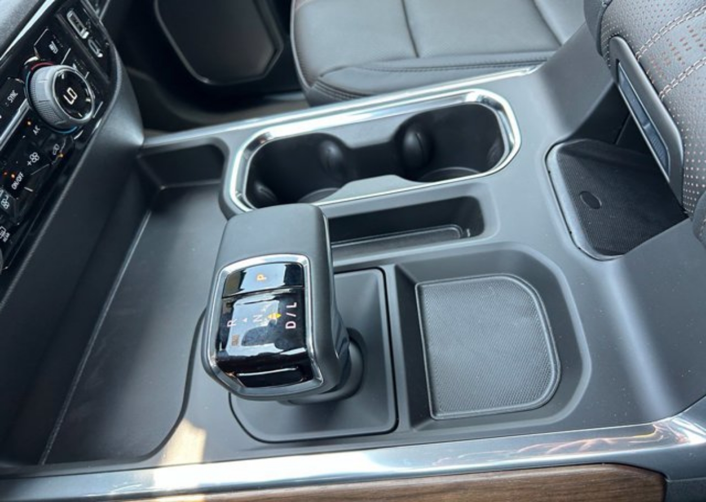 2026 Chevrolet Silverado 1500 High Country - Photo 44