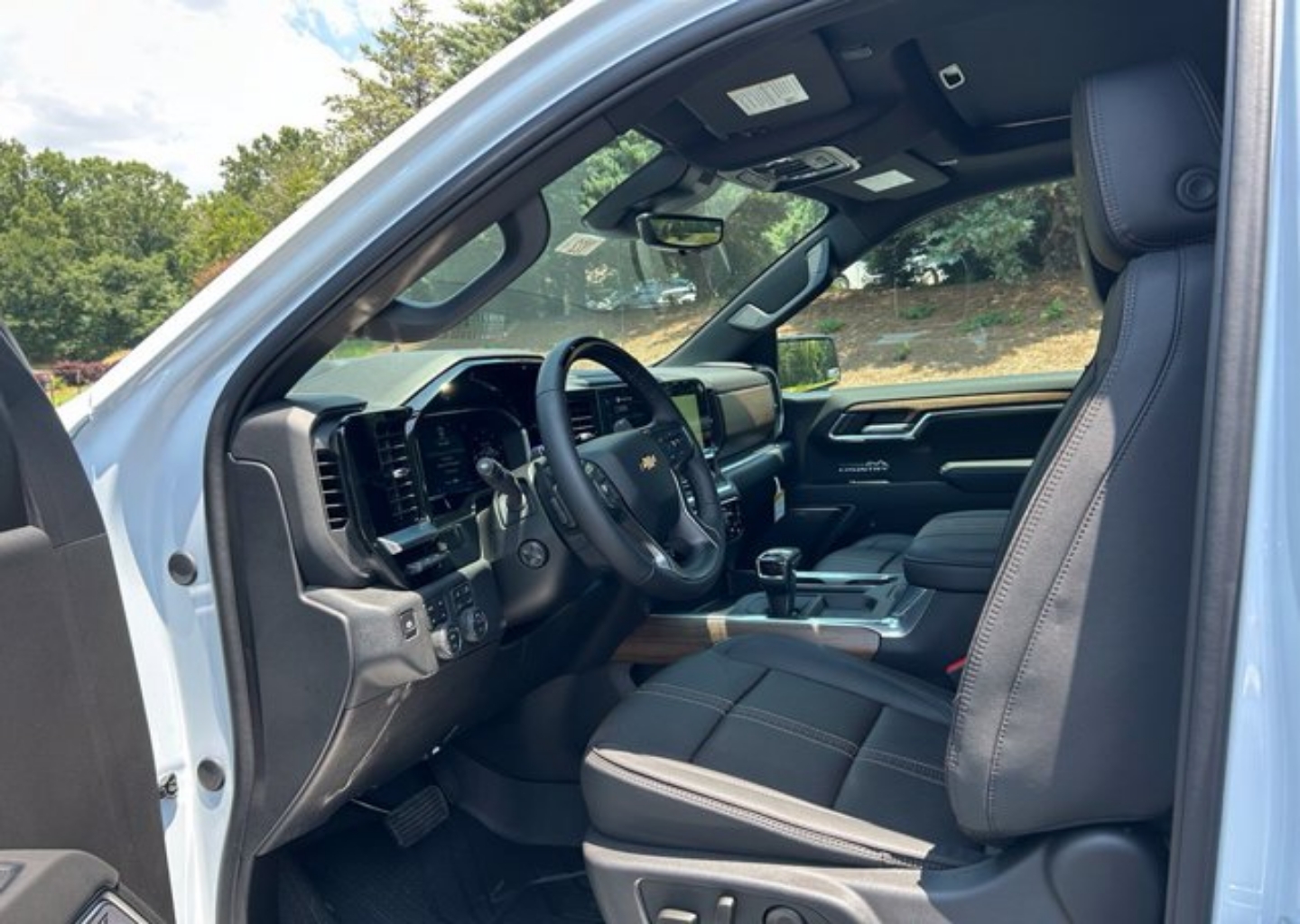 2026 Chevrolet Silverado 1500 High Country - Photo 49