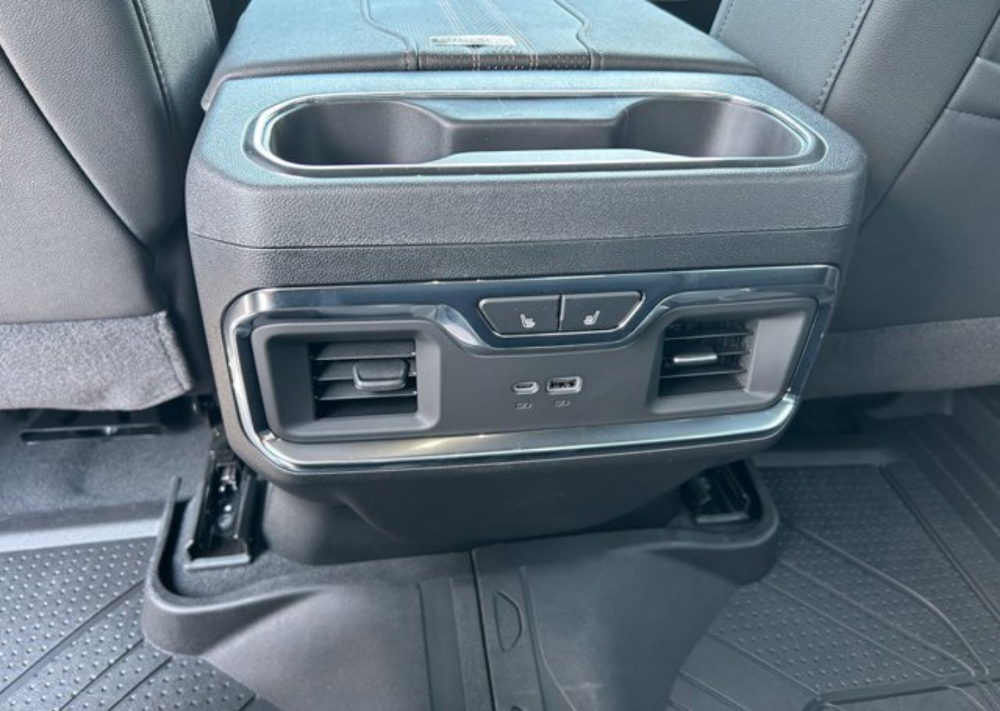 2026 Chevrolet Silverado 1500 High Country - Photo 53