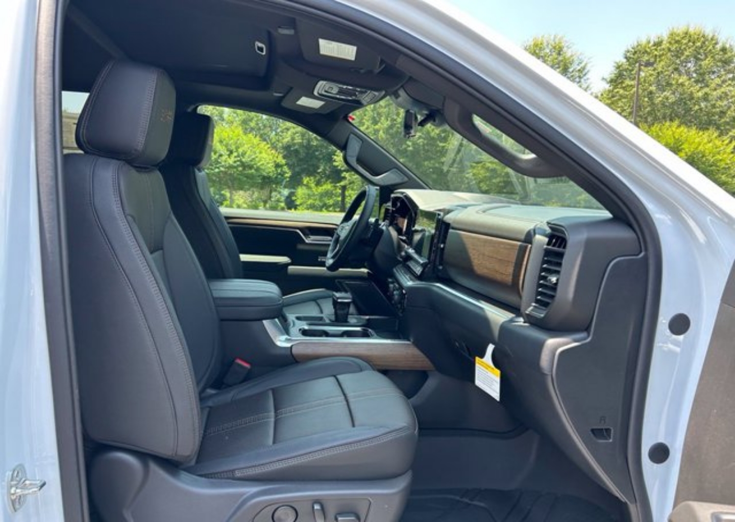 2026 Chevrolet Silverado 1500 High Country - Photo 58