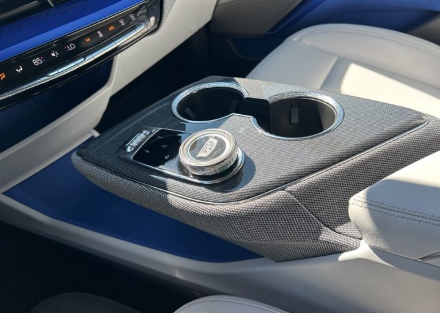 2025 Cadillac OPTIQ Luxury 1 - Photo 40