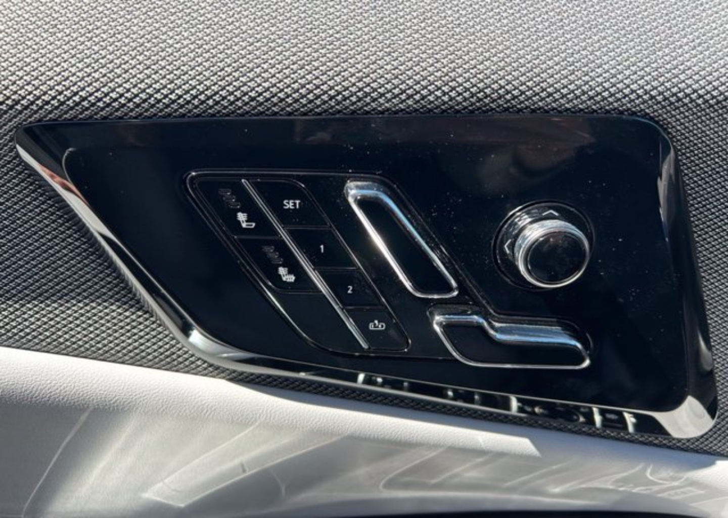 2025 Cadillac OPTIQ Luxury 1 - Photo 60