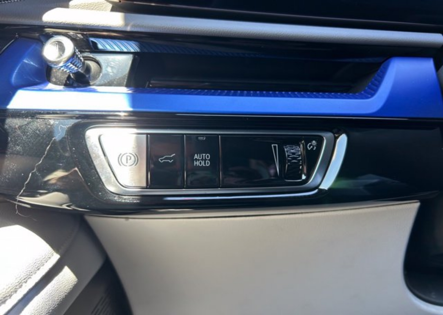 2025 Cadillac OPTIQ Luxury 1 - Photo 61