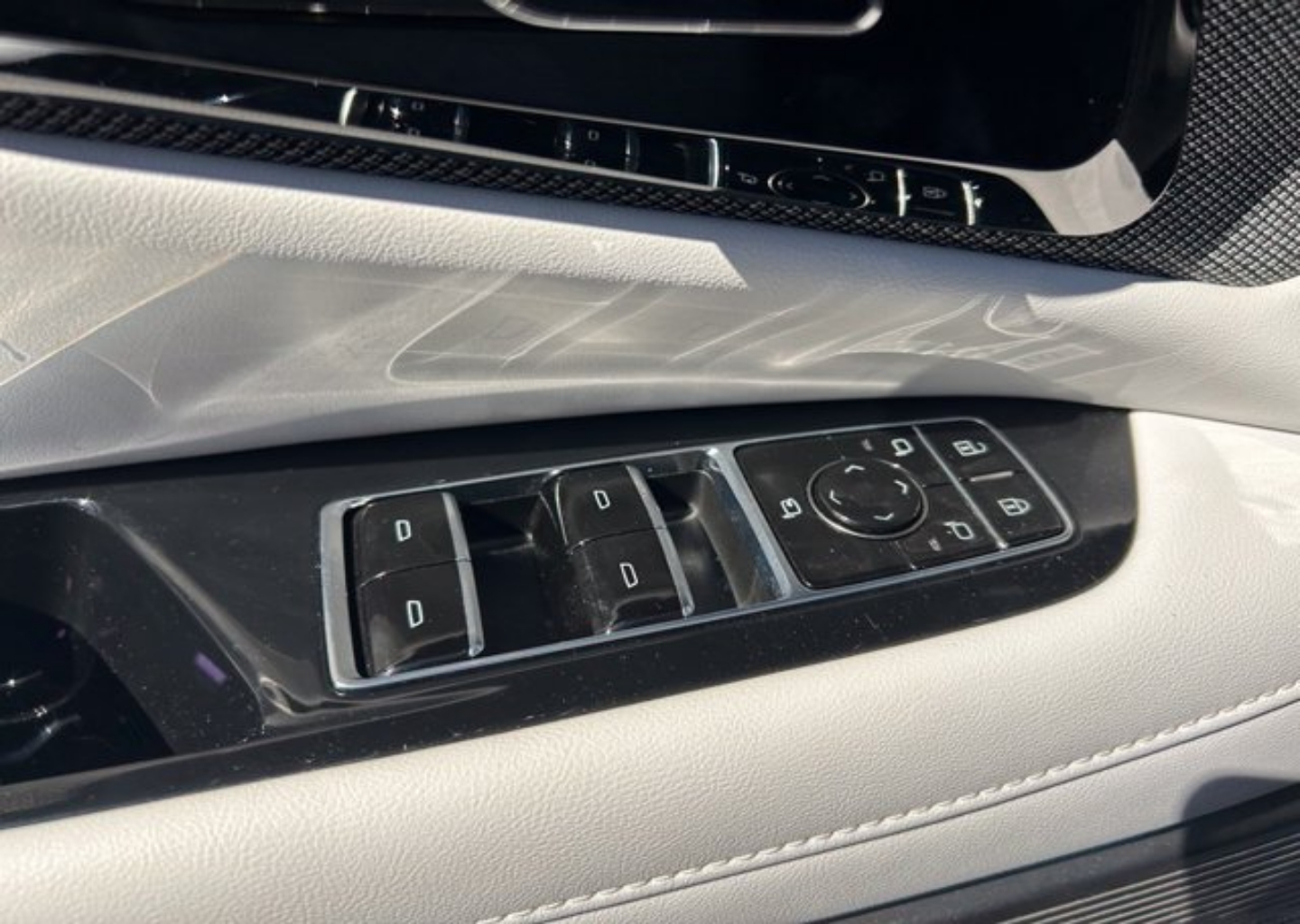 2025 Cadillac OPTIQ Luxury 1 - Photo 64
