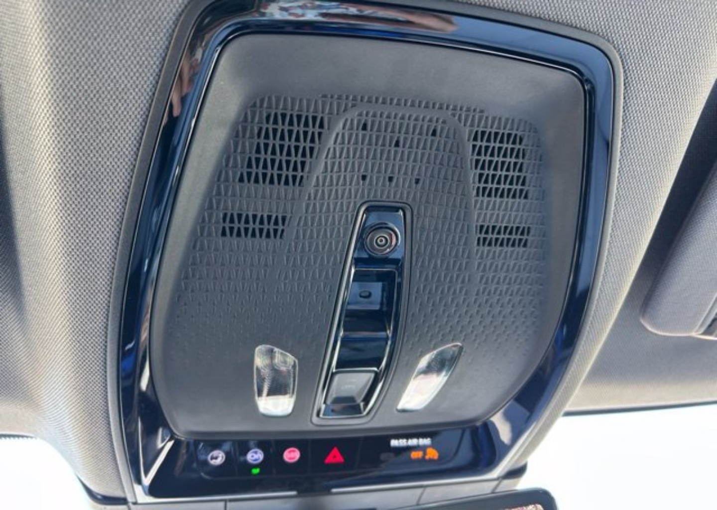 2025 Cadillac OPTIQ Luxury 1 - Photo 69