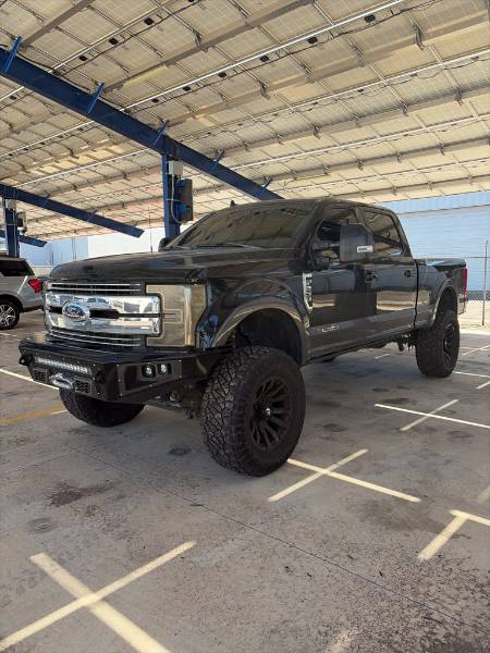 2019 Ford F-250SD LARIAT