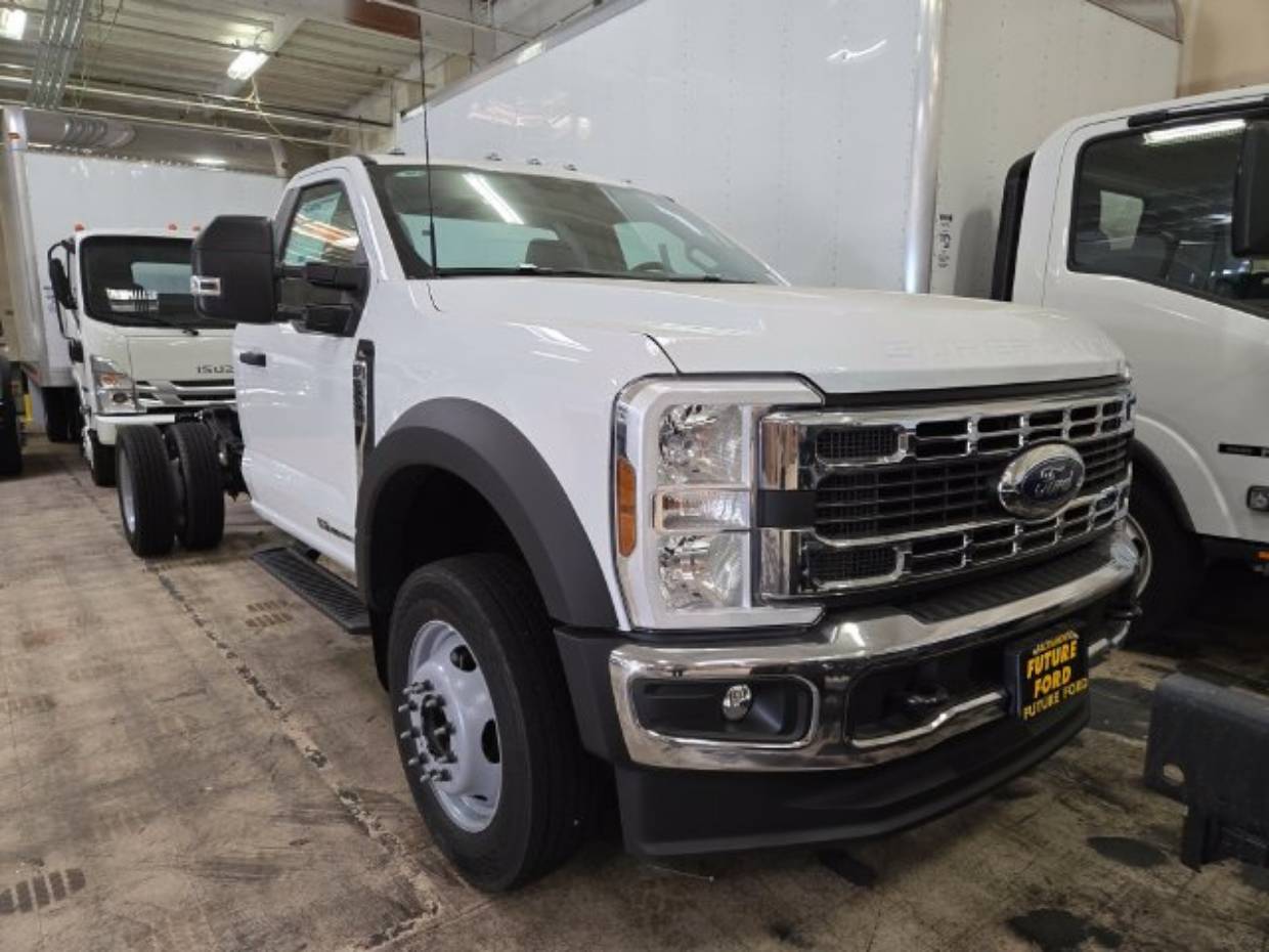 2026 Ford F-550 Super Duty Chassis Cab XL