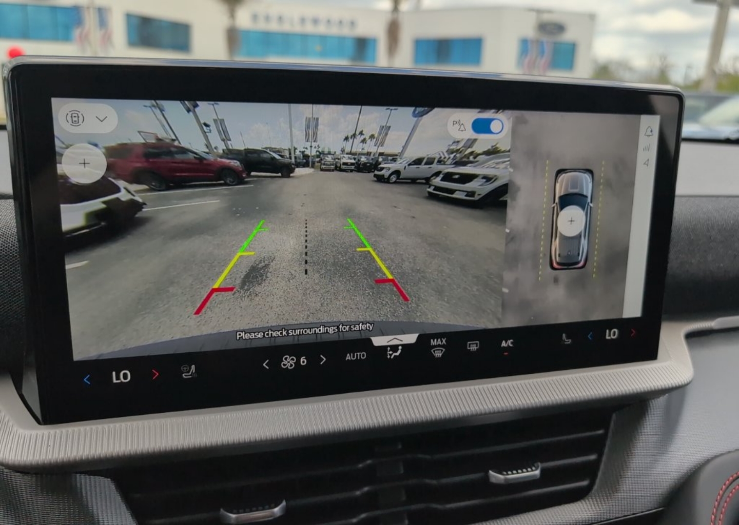 2026 Ford Explorer ST - Photo 19