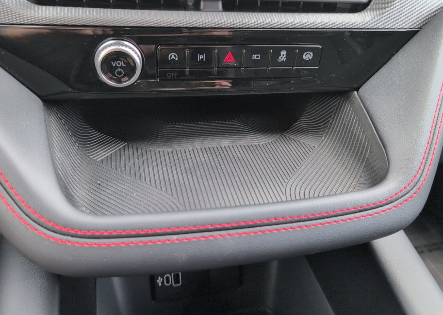 2026 Ford Explorer ST - Photo 20