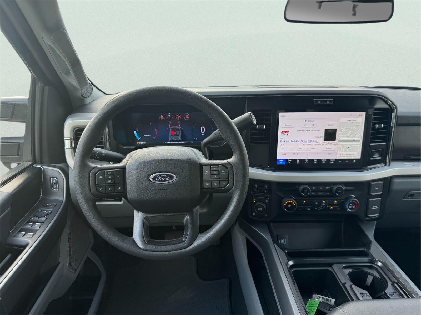 2026 Ford F-250 Super Duty XLT - Photo 8