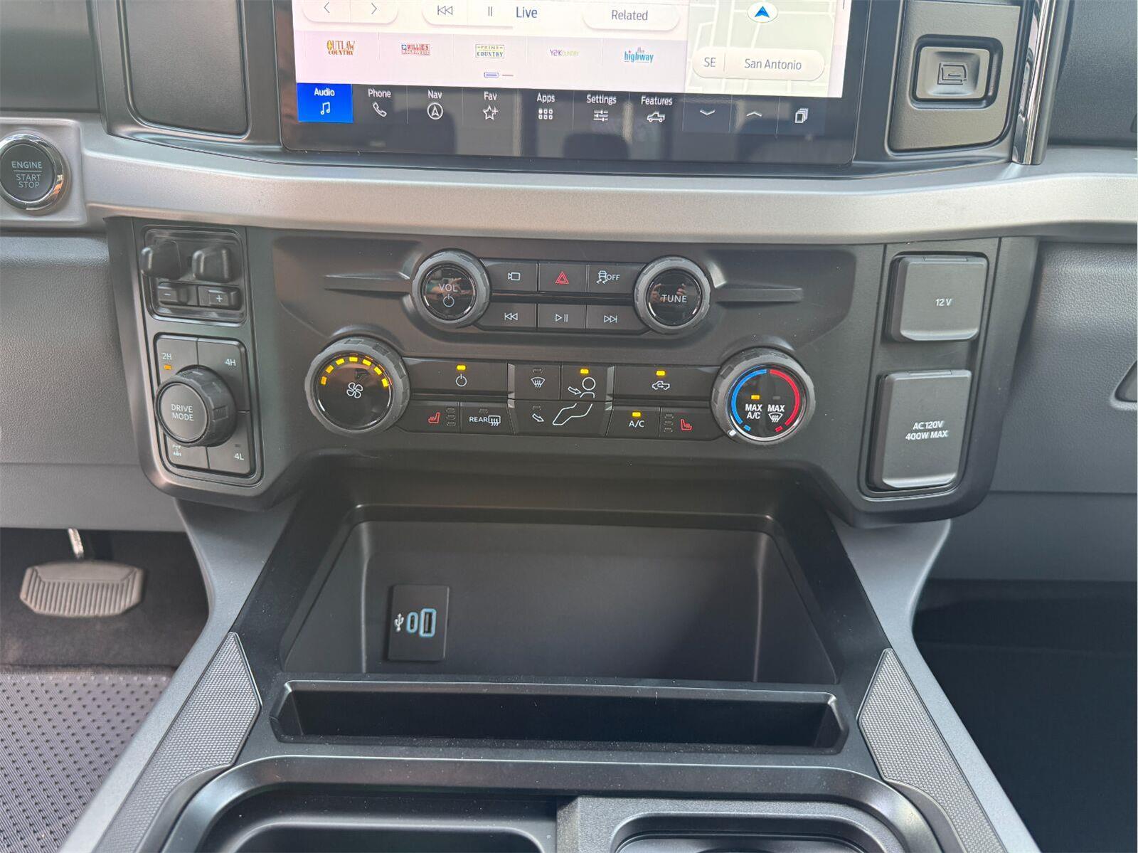 2026 Ford F-250 Super Duty XLT - Photo 10