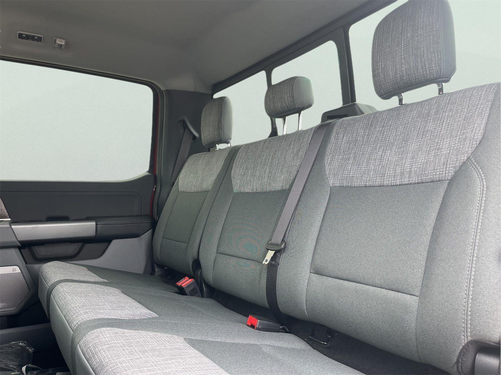 2026 Ford F-250 Super Duty XLT - Photo 15