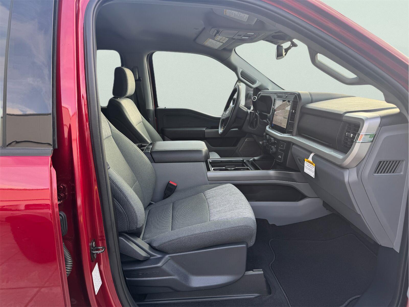2026 Ford F-250 Super Duty XLT - Photo 17