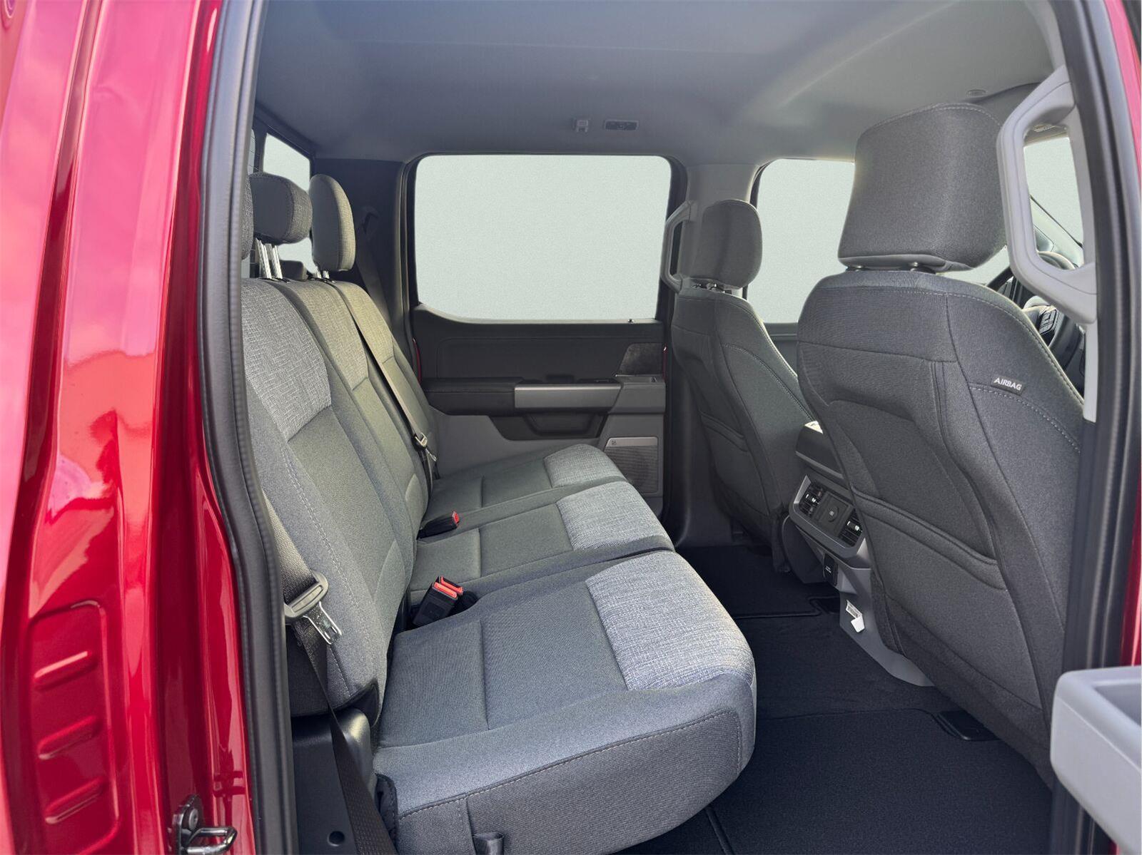2026 Ford F-250 Super Duty XLT - Photo 19
