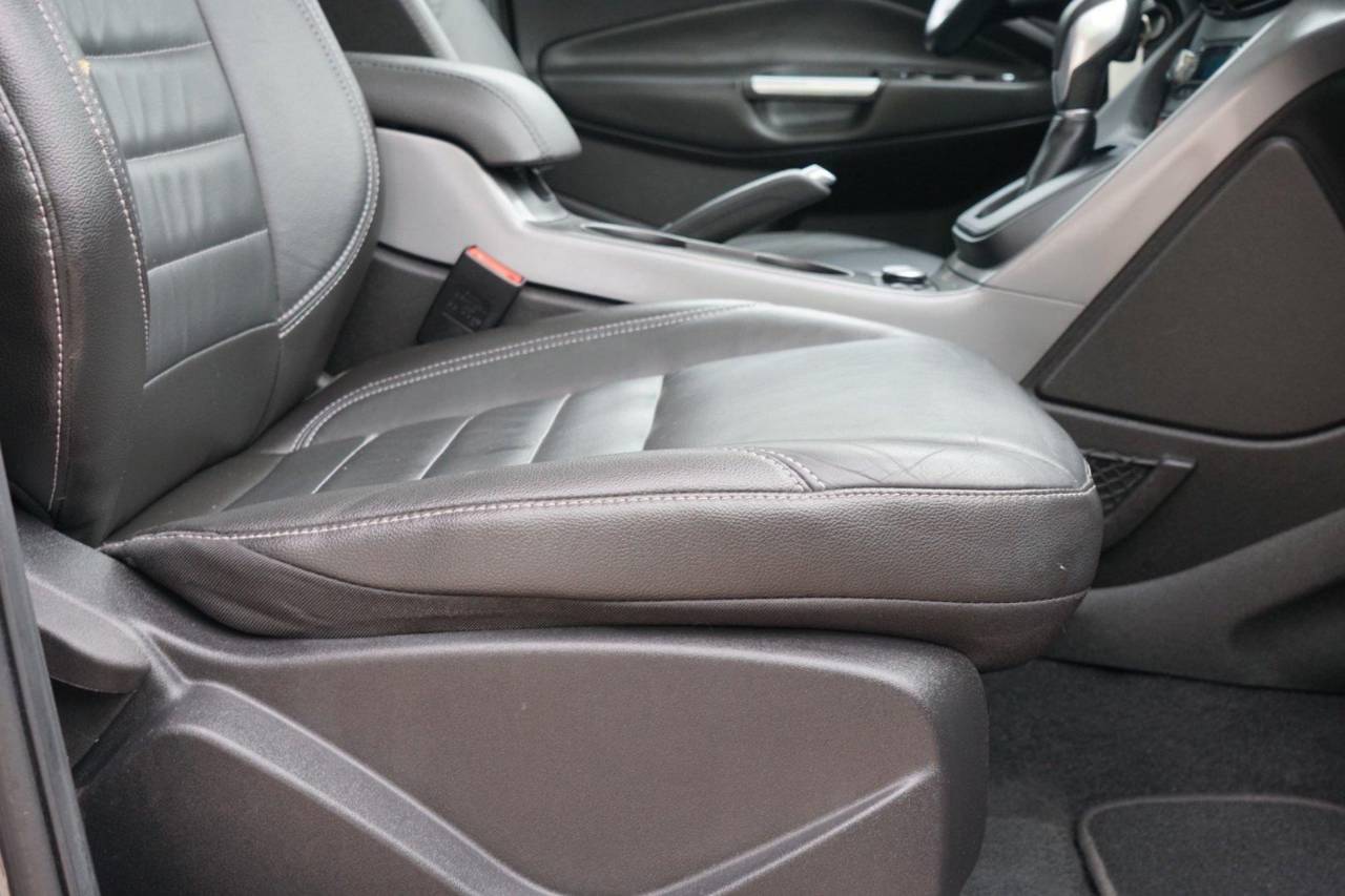 Used 2015 Ford Escape SE, photo 28