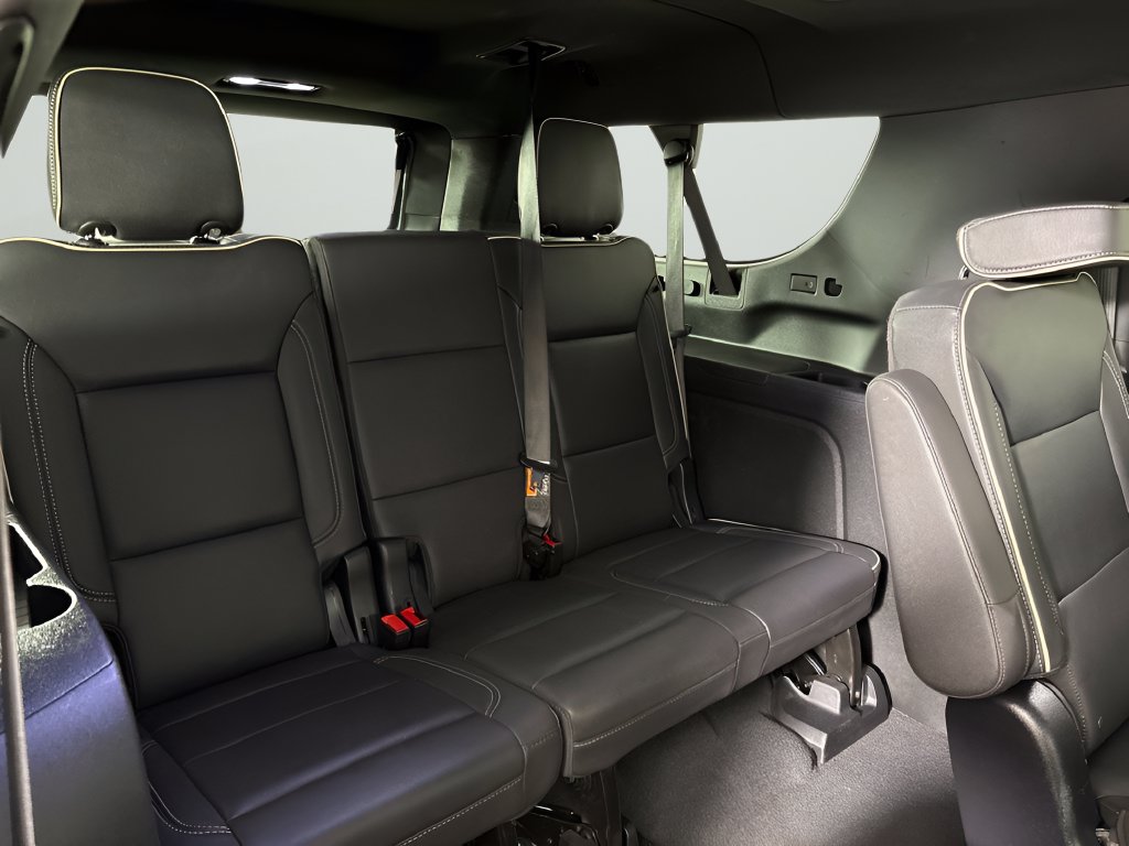 2025 Chevrolet Suburban Premier - Photo 14
