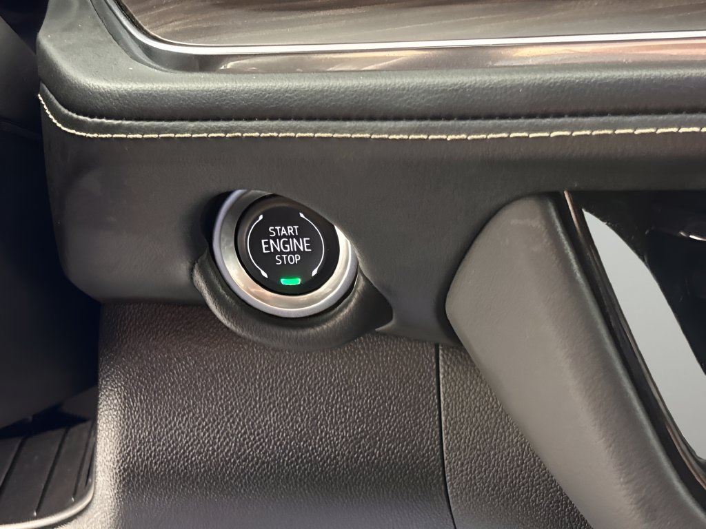 2025 Chevrolet Suburban Premier - Photo 25