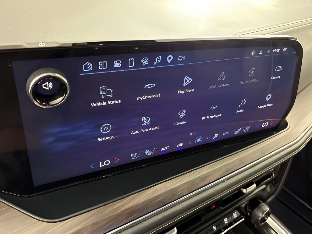 2025 Chevrolet Suburban Premier - Photo 29