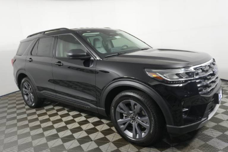 2026 Ford Explorer Active w/100A Pkg
