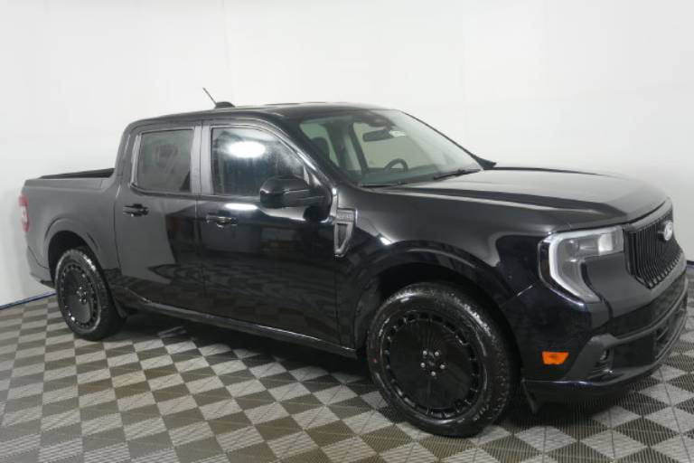 2026 Ford Maverick Lobo Standard