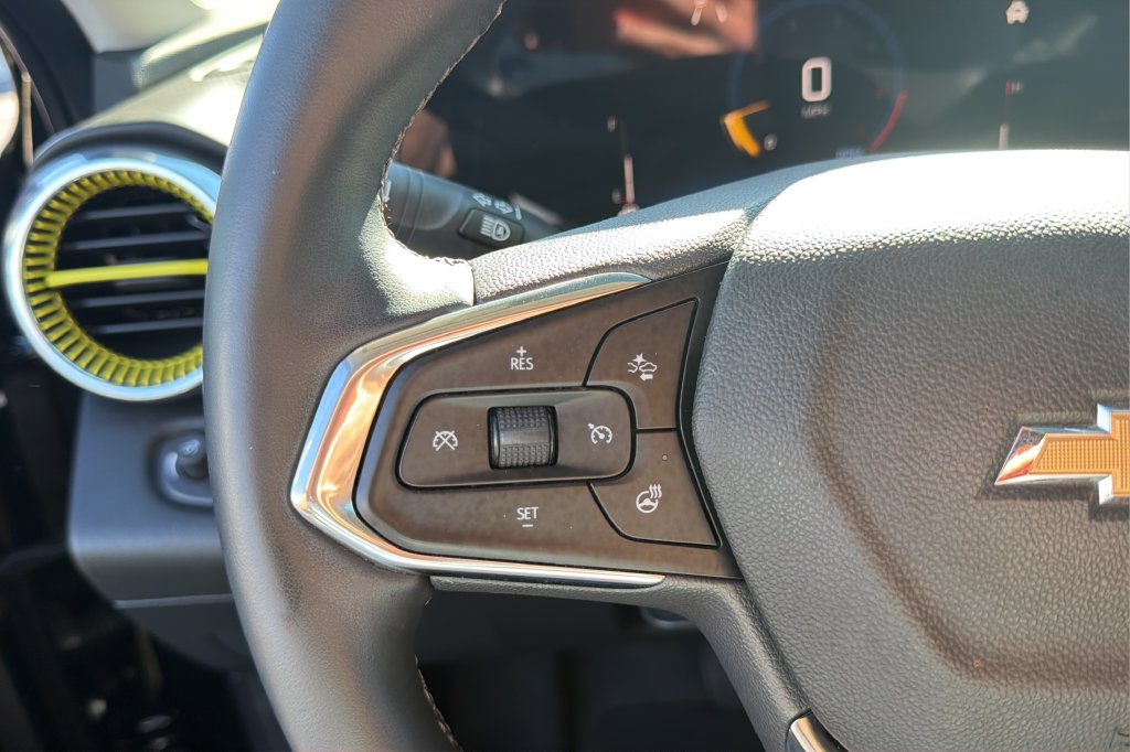 2025 Chevrolet Trax LT - Photo 18