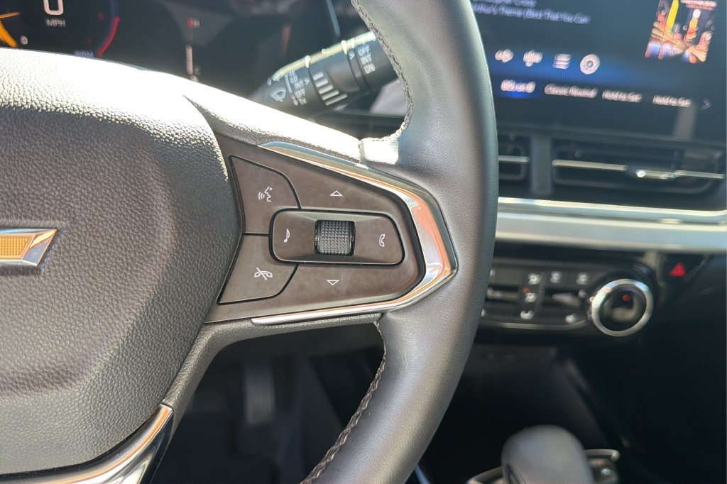 2025 Chevrolet Trax LT - Photo 19