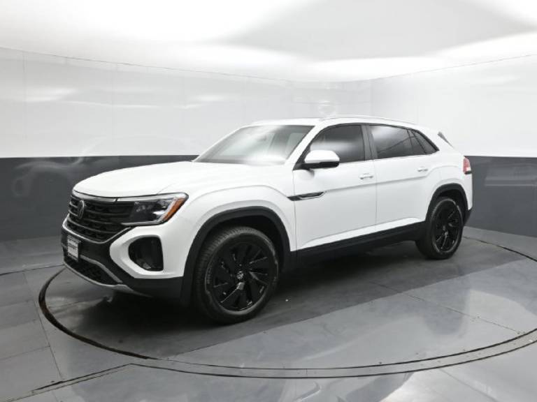 2026 Volkswagen Atlas Cross Sport SE w/Technology