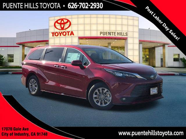 2026 Toyota Sienna XLE
